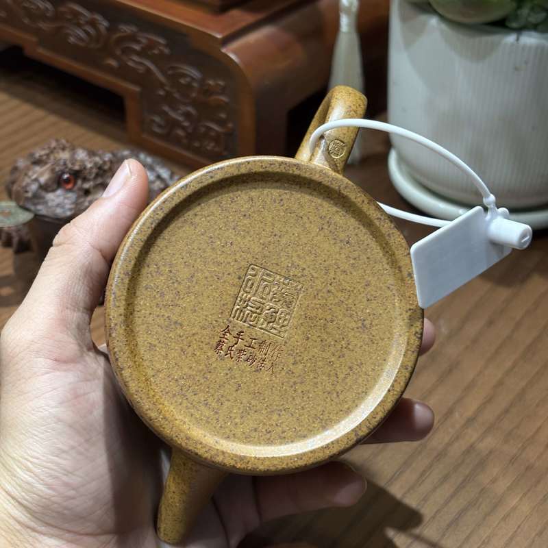 Ấm Tử Sa Cổ Phương Khắc Sơn Thủy – Nguyên Khoáng Đoạn Nê