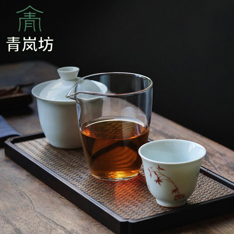 Công đạo bôi thủy tinh 280ml – Chén tống chia trà trong suốt